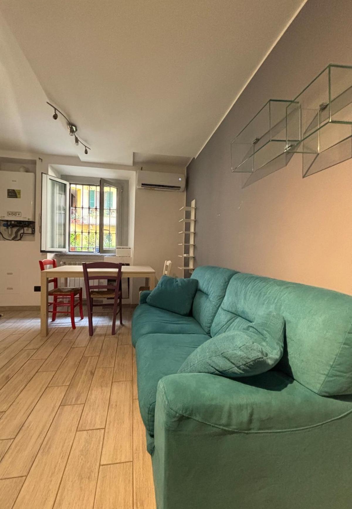 2 Bedroom In Porta Venezia Apartment